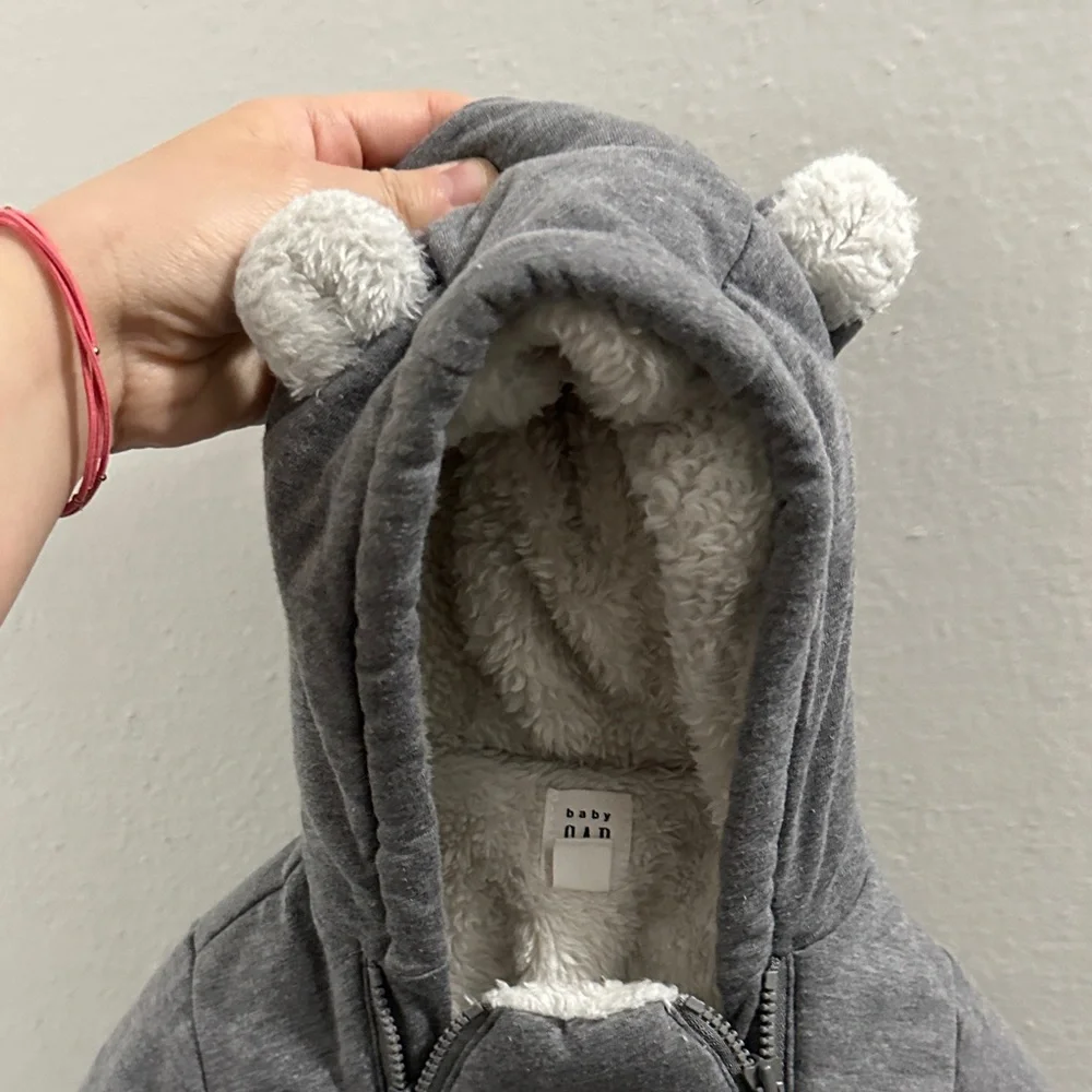 GAP Gray Hooded Kids Footie‎